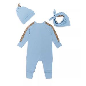 Burberry
Unisex Claude Mini Check Footie, Hat & Bib Gift Set